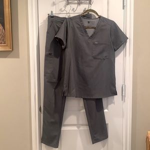 FIGS Grey Scrubs Set Size S with Turquoise Drawstring